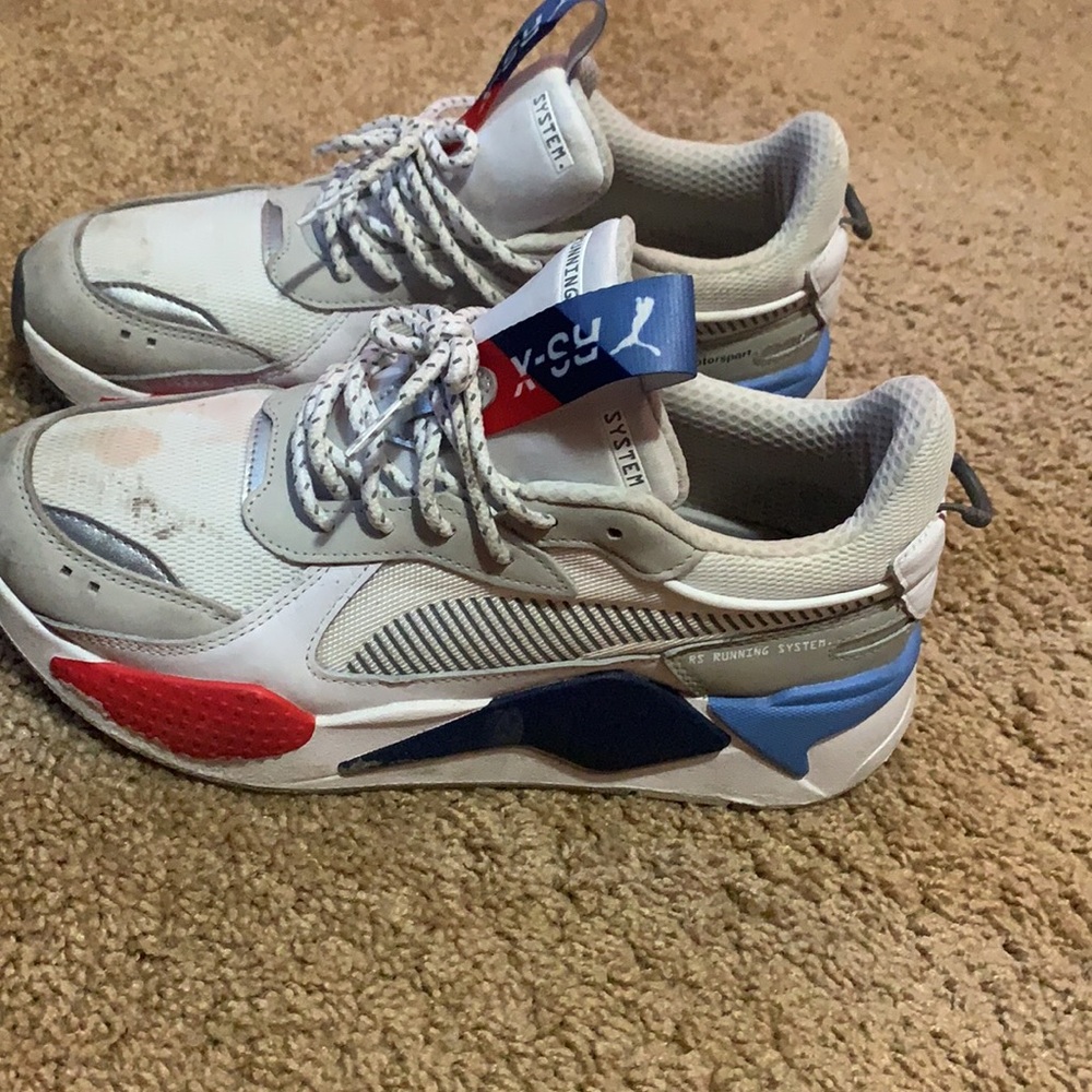 Pumas - Picture 2 of 3